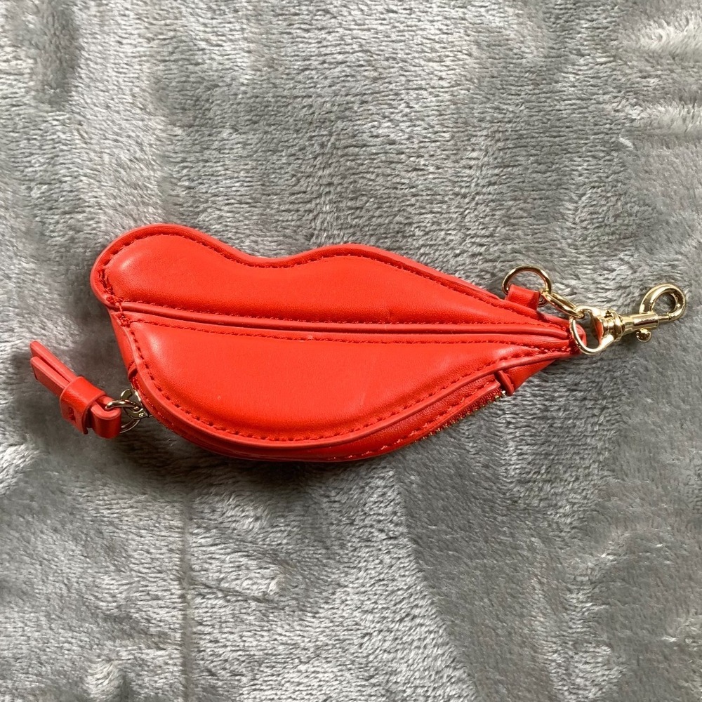 Diane Von Furstenberg Coin Pouch Purse Red Lips Mouth Lipstick DVF Target Wallet